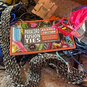 Paracord Fusion Ties Backpack Edition